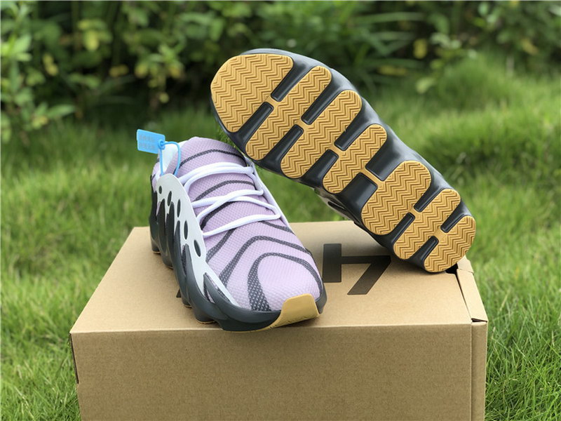 Adidas Yeezy 451 Facebook