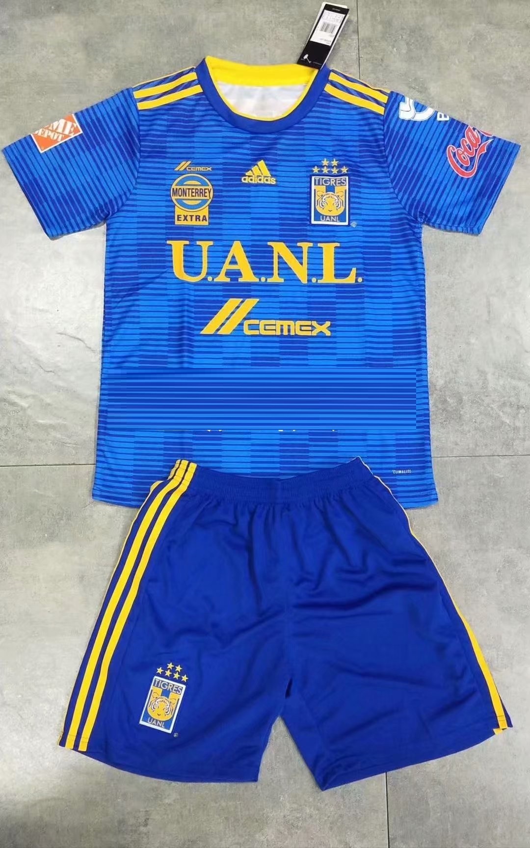 tigres blue jersey