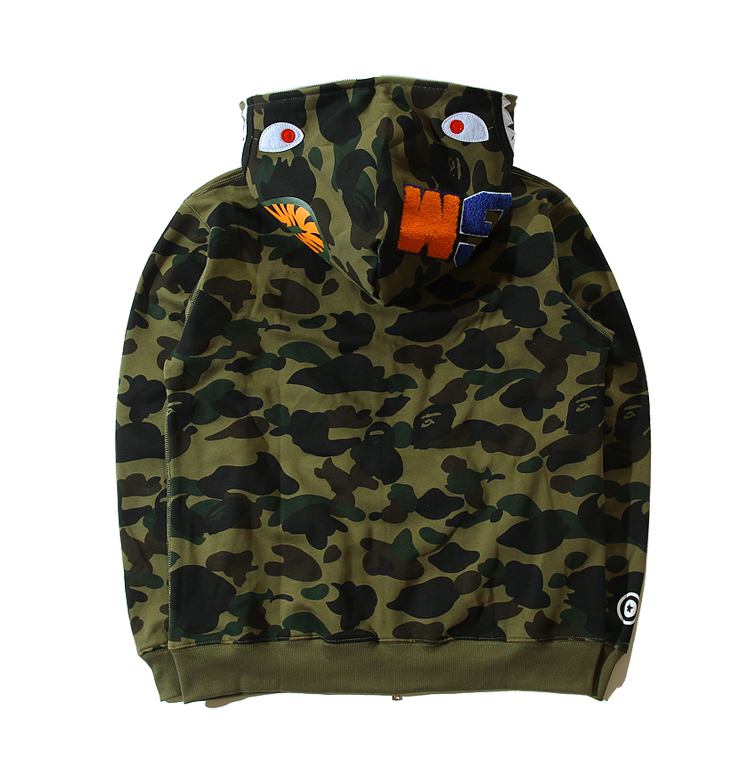 a bathing ape wgm