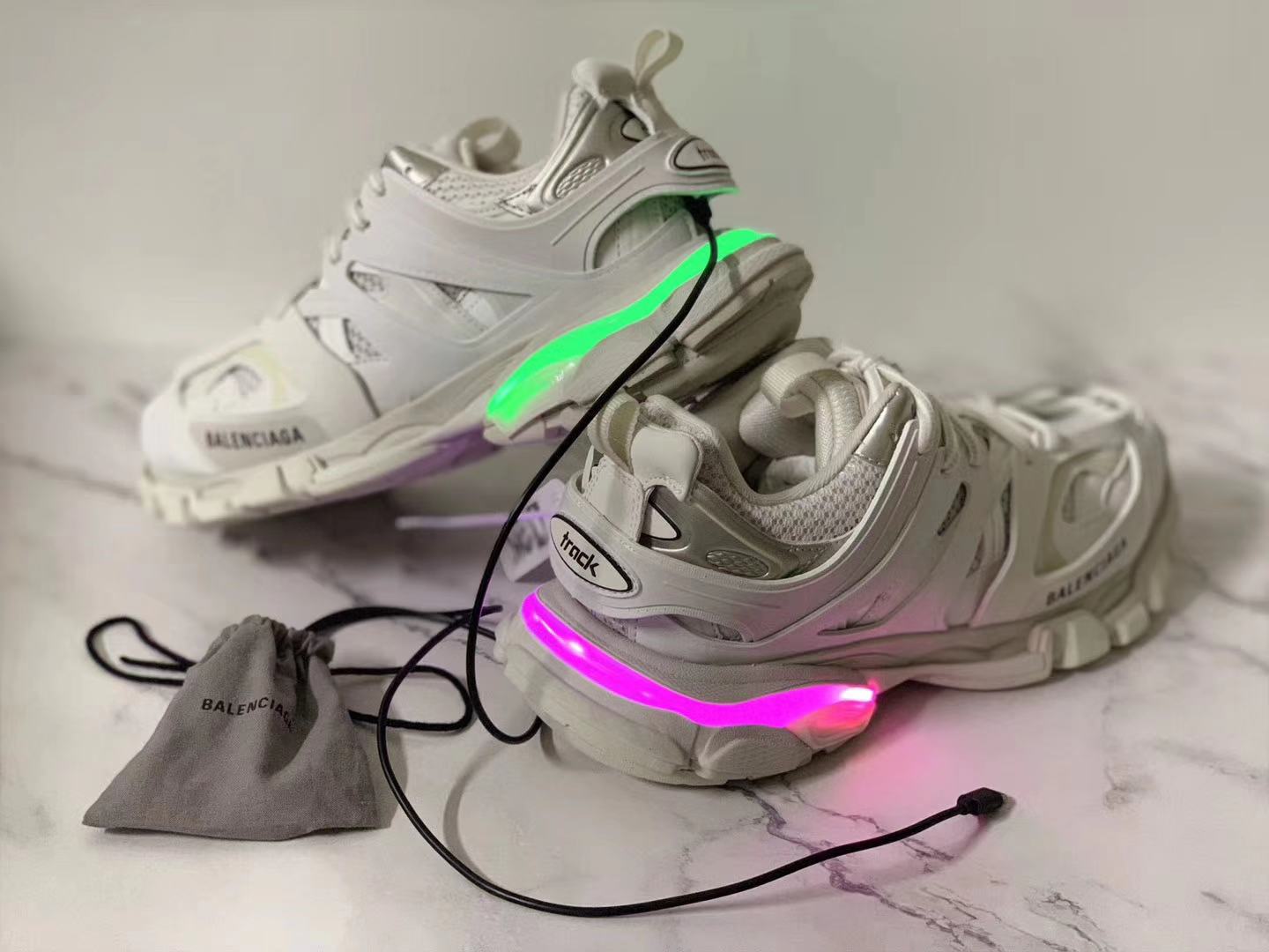 Balenciaga Track 3 0 LED Light Sneakers Tess s Gomma Black