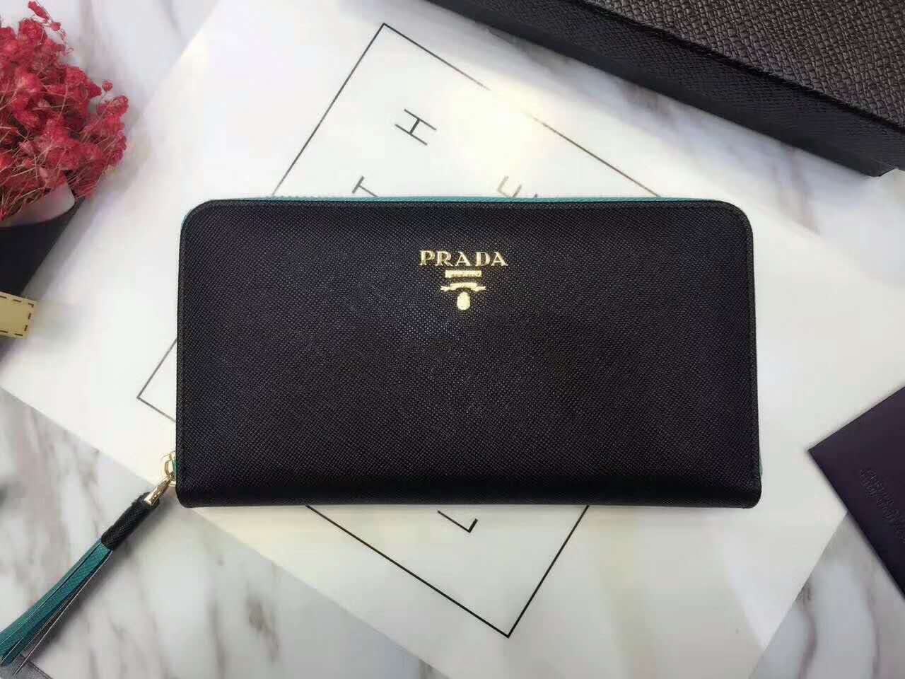 17新作 プラダコピー 財布 Prada ボックスカーフ ラウンドファスナー長財布 L0506 2