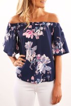 Dunkelblaue, schulterfreie, lockere Bluse mit Blumenmuster 25779-1