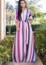 Grote maten kleurrijke gestreepte Afrikaanse maxi-jurk met halve mouwen