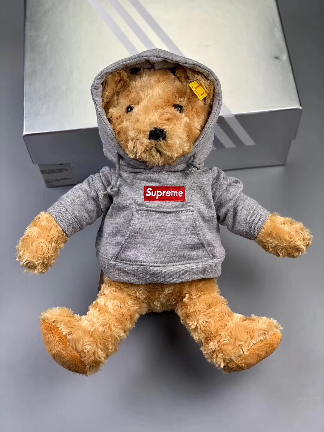 supreme steiff bear fake