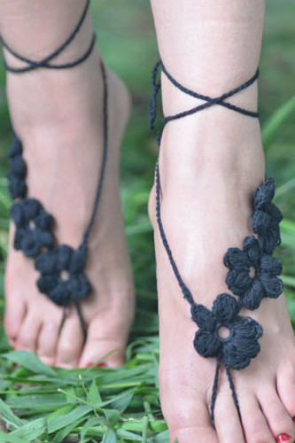Black Hand Made Flowery Crochet Beach Sandals L98005-4