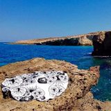 Black and White Seabed Colored Woven Round Towel 384952