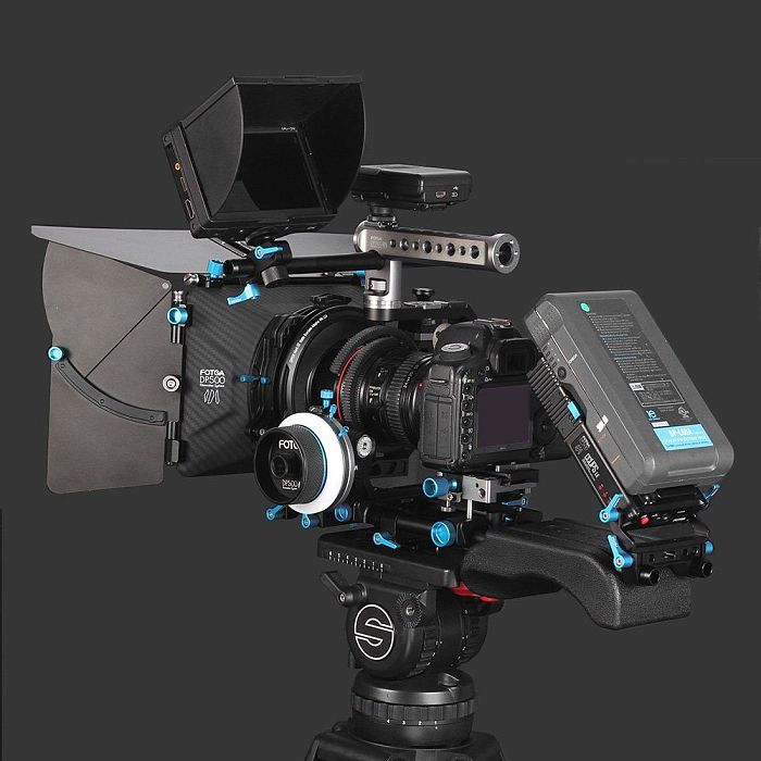 FOTGA DP500III V-Mount Uninterrupted Power Supply BP Battery Plate Lock DSLR Rig Fit Canon 5D2 5D3 7D 60D C300,Sony A7 A7S A7RII,760D