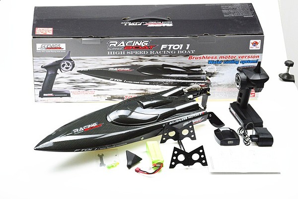 Feilun FT011 65CM Brushless Water Cooling High Speed Racing Boat RTR 2.4GHz RC Speedboat