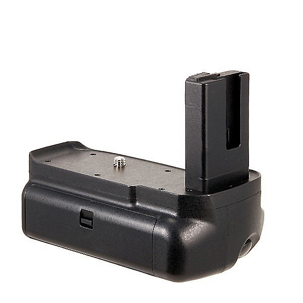 Commlite ComPak Camera Vertical Battery Grip / Battery Power / Power Pack for Nikon D3100, D3200