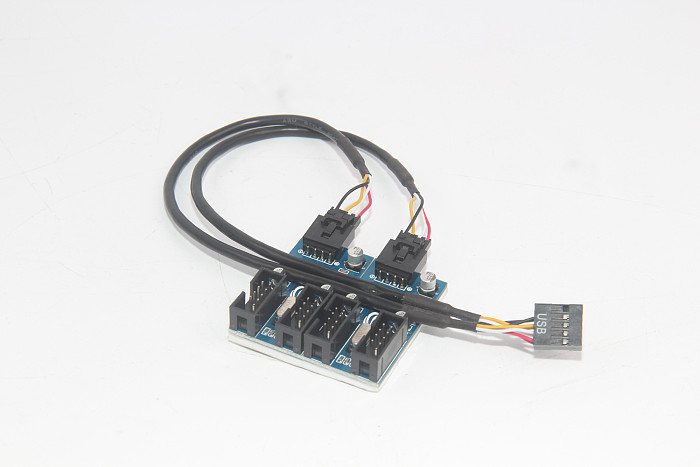 9pin USB header Male 1 to 2 / 4 Female Extension Cable Card Desktop 9-Pin USB HUB USB 2.0 9 pin Connector Adapter Port Multilier