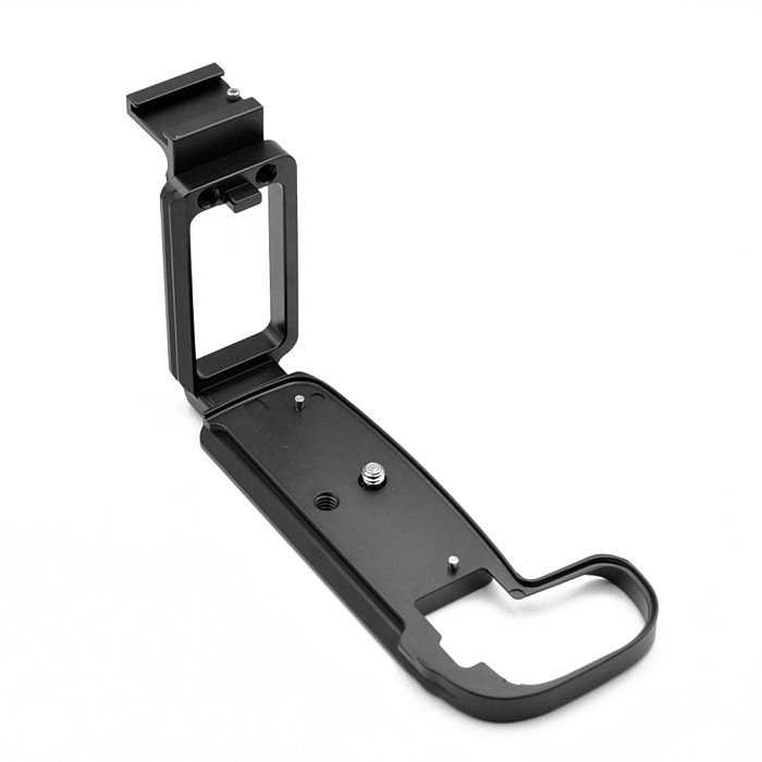 BGNing Aluminum Vertical Quick Release QR L Plate/Bracket Holder Hand Grip Ball Head Mount for Canon EOS R Camera with Hotshoe