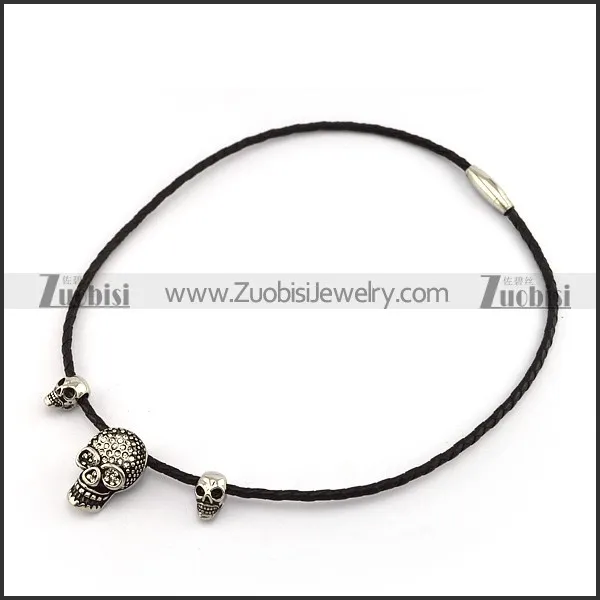 3mm Black Leather Cord with Skull Pendants n001243