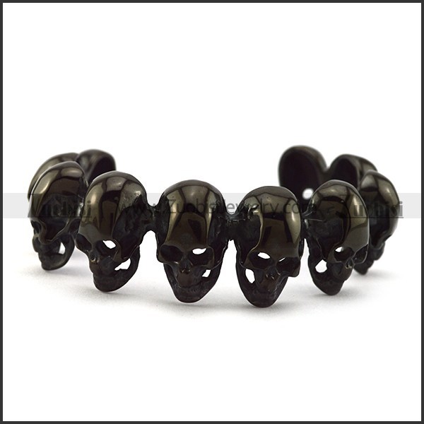 Black Stainless Steel Skull Bangle with 10 Skull Heads b005969