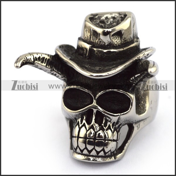 Cowboy Skull Ring with a Cool Cap r003707