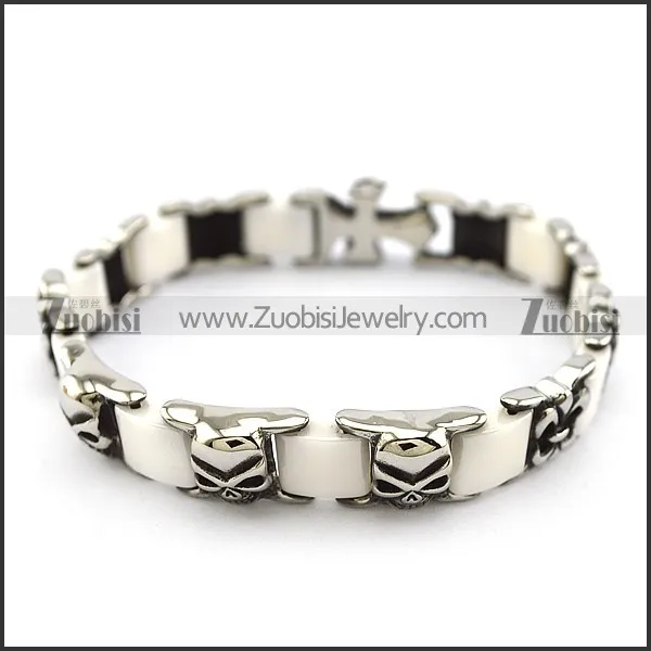 White Cremic Bracelet with Steel Skulls b005606