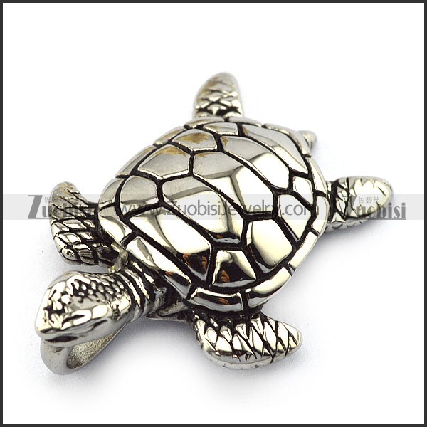 Antique Turtel Pendant in Steel p004891