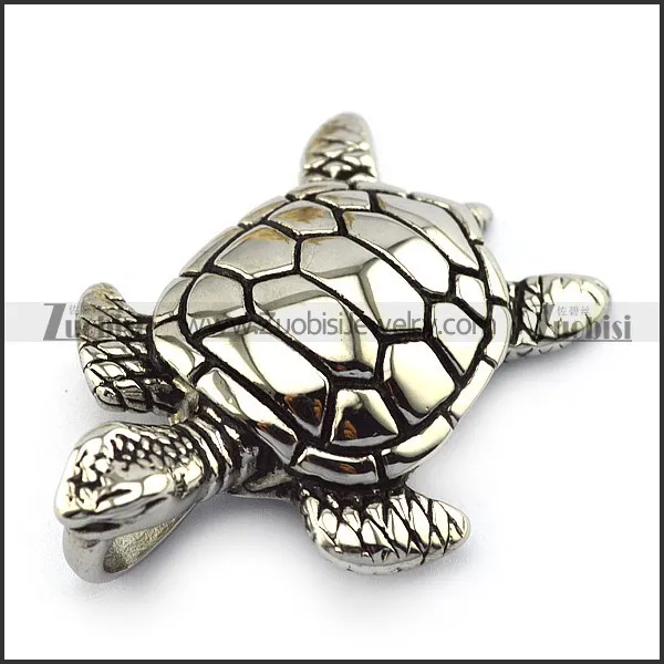 Antique Turtel Pendant in Steel p004891