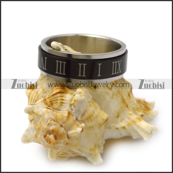 black roman numeral spinner ring for unisex r005167