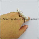 Two Finger Rings with 6 Off-white Plastic Pearls r002984