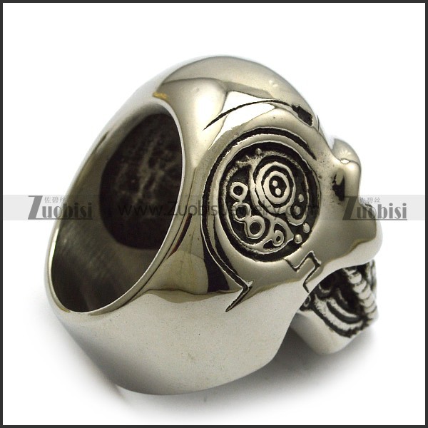 big skull ring with 2 red eyes r005222