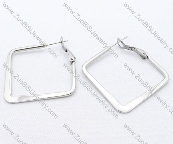 JE050546 Stainless Steel earring