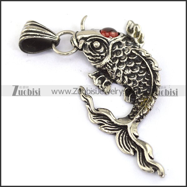 casting carp pendant with dark red eye stone p002083