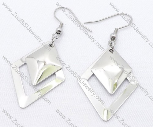 Diamond Shaped Stainless Steel earring - JE050137