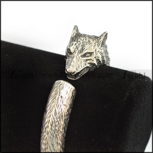 Stainless Steel Wolf Bangle b004773
