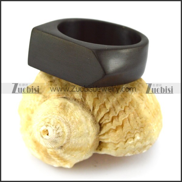 black blank signet ring with unique shape r004696