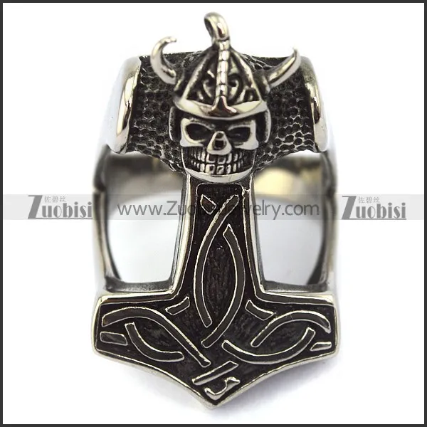 Wearing Horn Cap skull stainless steel rings r001581