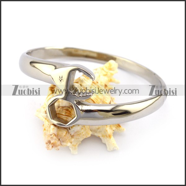 silver tone casting spanner bangle b005958