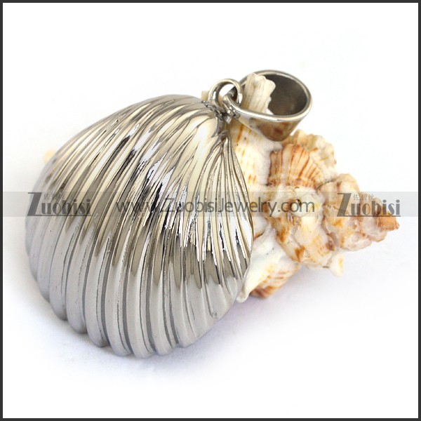 Pectinid Pendant p003402