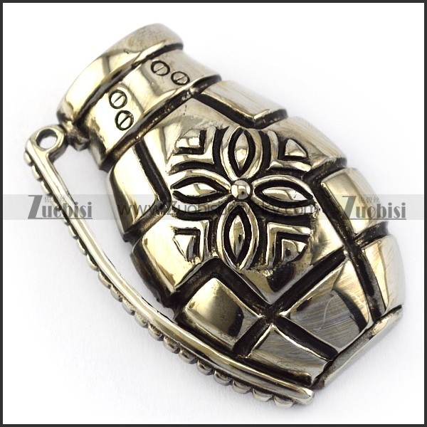 Stainless Steel Hand Grenade Pendant p005726