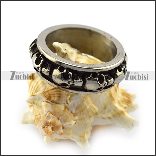 Stainless Steel Skulls Rings r004496