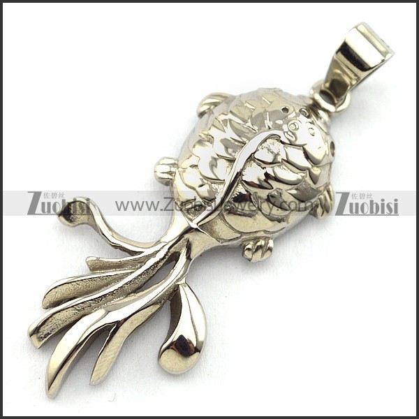 Carp Pendant p003403