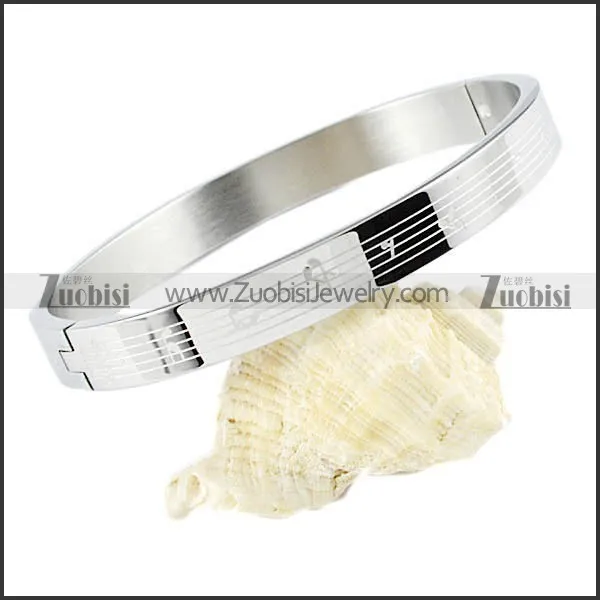 Stainless Steel Bracelet - b000113