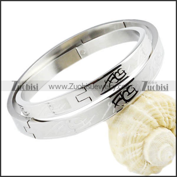 Stainless Steel Bracelet - b000111