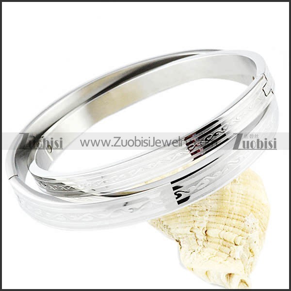 Stainless Steel Bracelet - b000108