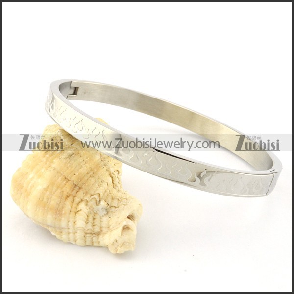 beautiful 316L Bangle -b000893