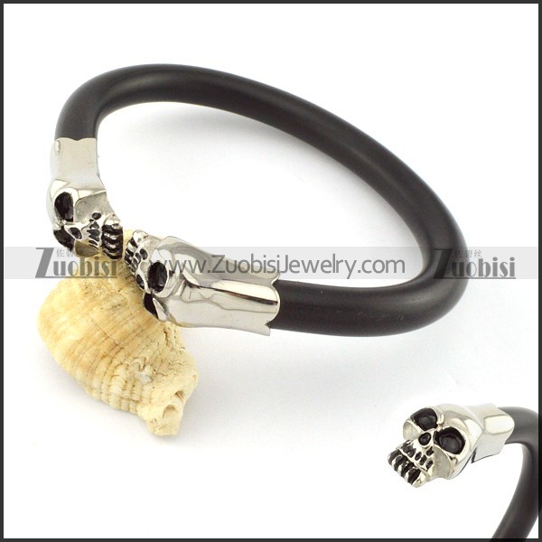 Stainless Steel Skull Bangle -b000868