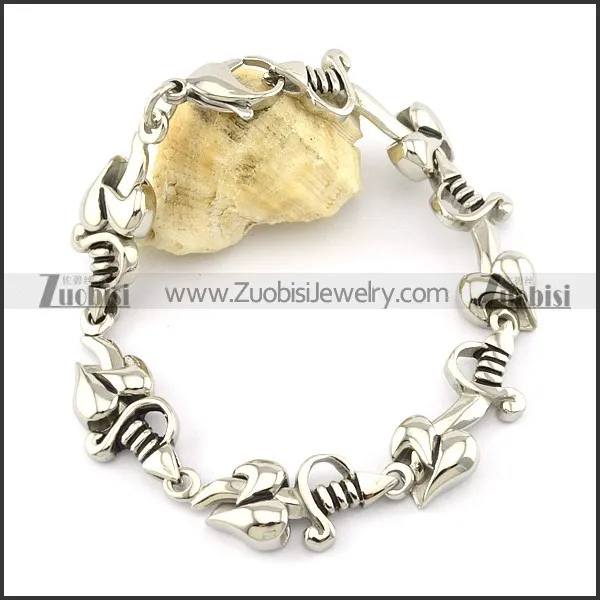 6 Sword Heart Bracelet in Stainless Steel -b001339