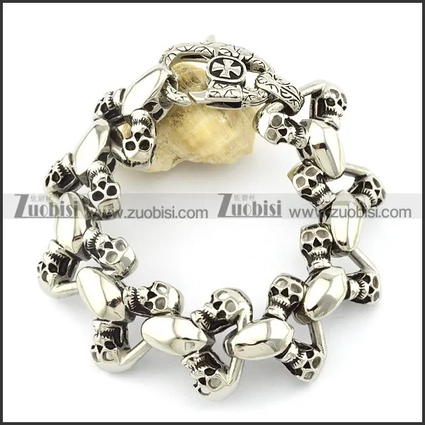 9 skull twin bracelet for biker -b001476