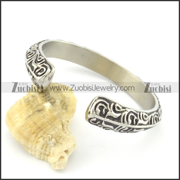 stamping bangle b001992