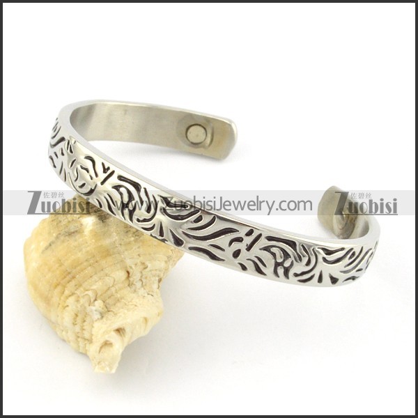 stamping bangle b001993