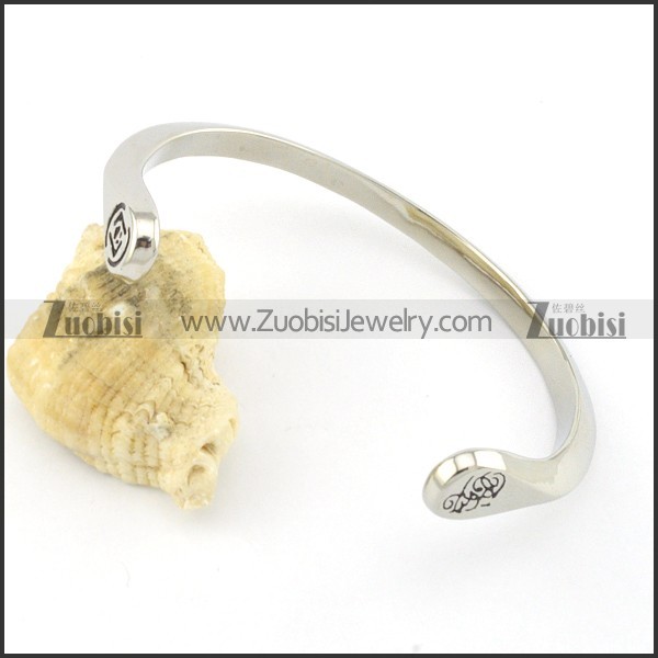 stamping bangle b001981