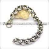 15 skulls bracelet with big lobster clasp in rough cover b002563