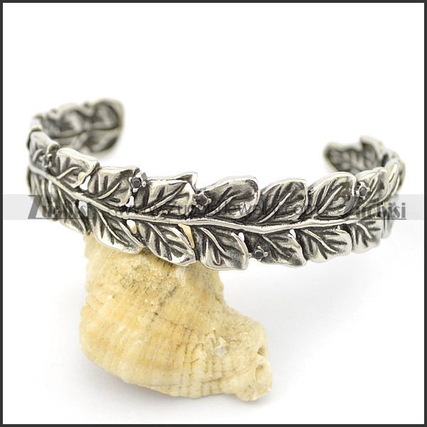 heavy leaves bangle b002547