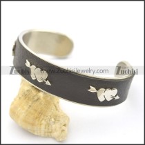 3 Heart and Arrows Leather Bangle b002993