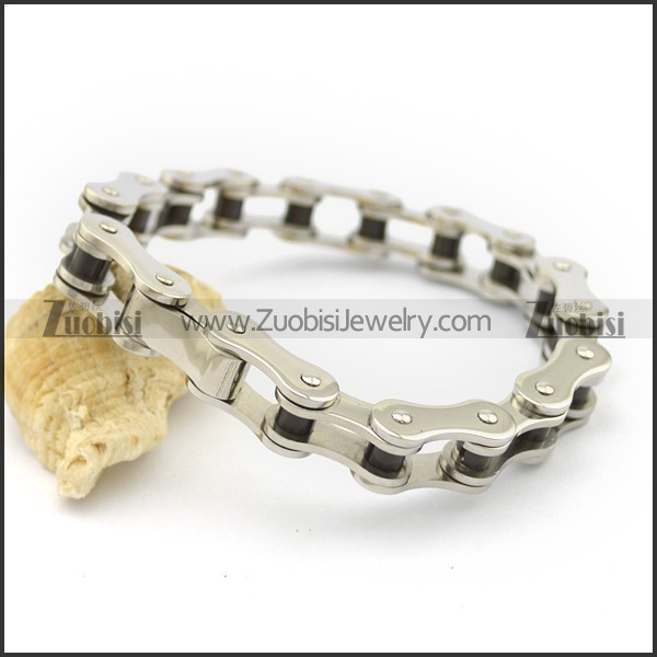 Black and Steel Tone Bicycle Chain Link Bracelet with Melon Seed Buckle b003483