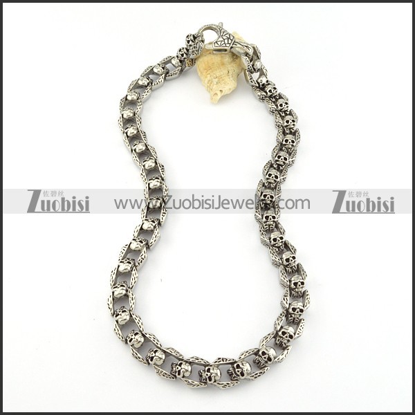 36 More Skull Head Link Necklace in Stainless Steel Necklace with Large Lobster Clasp Closure -n000207